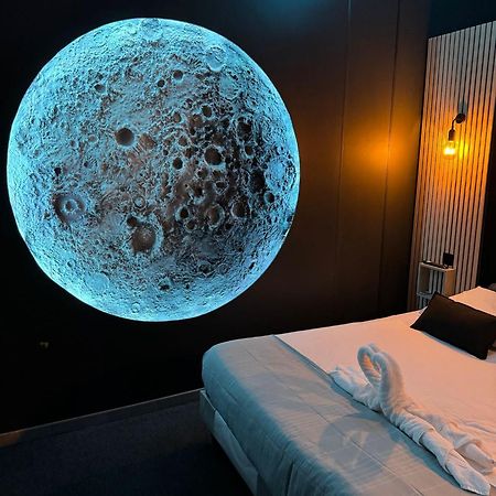 דירות אוברווילייה Fullmoon By Cloud מראה חיצוני תמונה